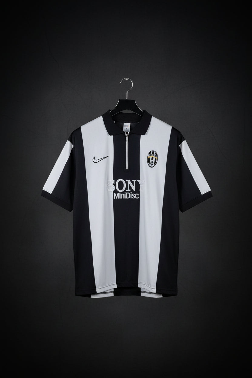 Juventus Edition Premium zipper Tshirt